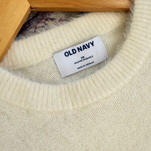 Old Navy Off-White Cozy Knit Crewneck Sweater